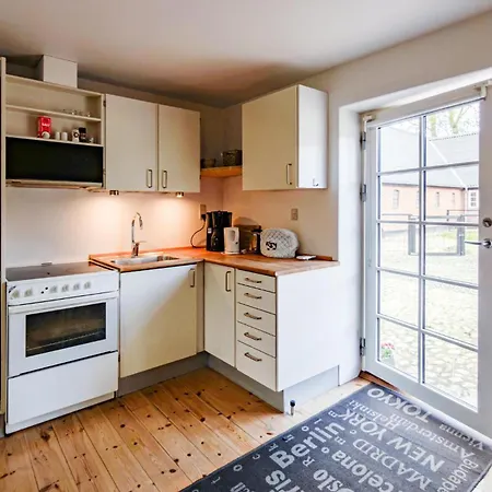 Apartman 2 Bedroom Lovely In
